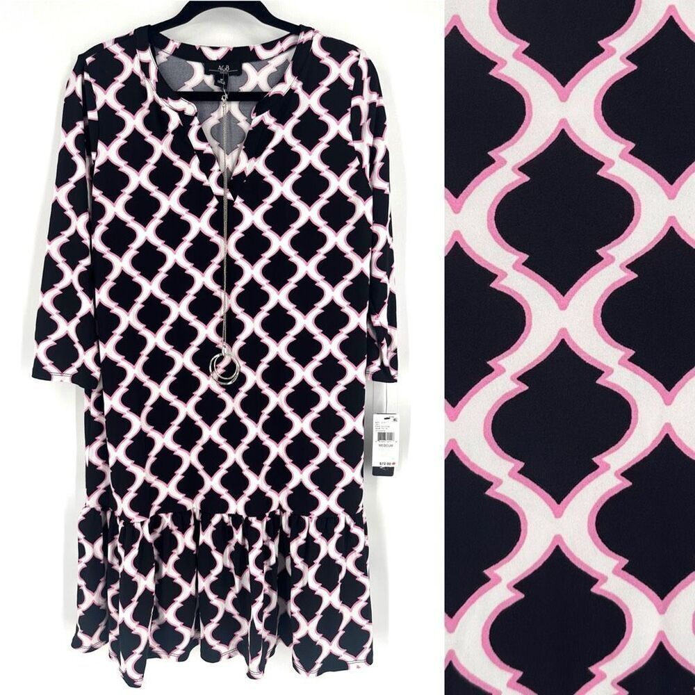 NWT AGB Women's Geometric 3/4 Sleeve Split Neck Mini Dress Black Size Medium